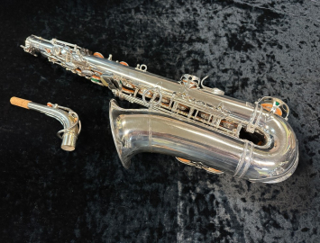 Photo Vintage Selmer Paris Mark VI Alto Sax Original Silver Plate, Serial # 61692